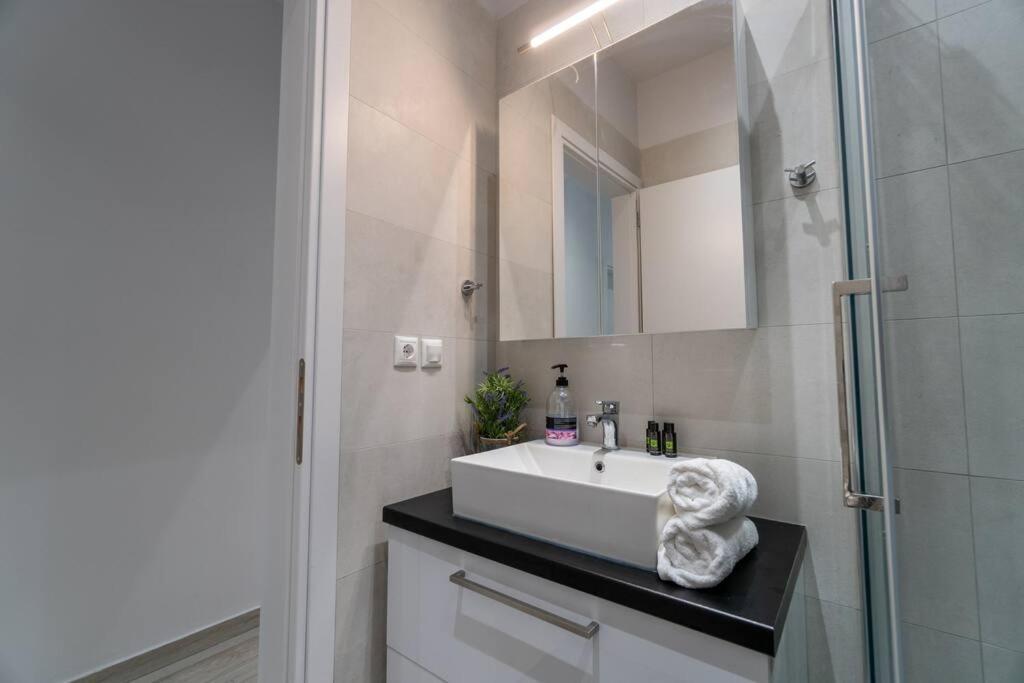 Serenita City Center Apartment Corfu  Ngoại thất bức ảnh